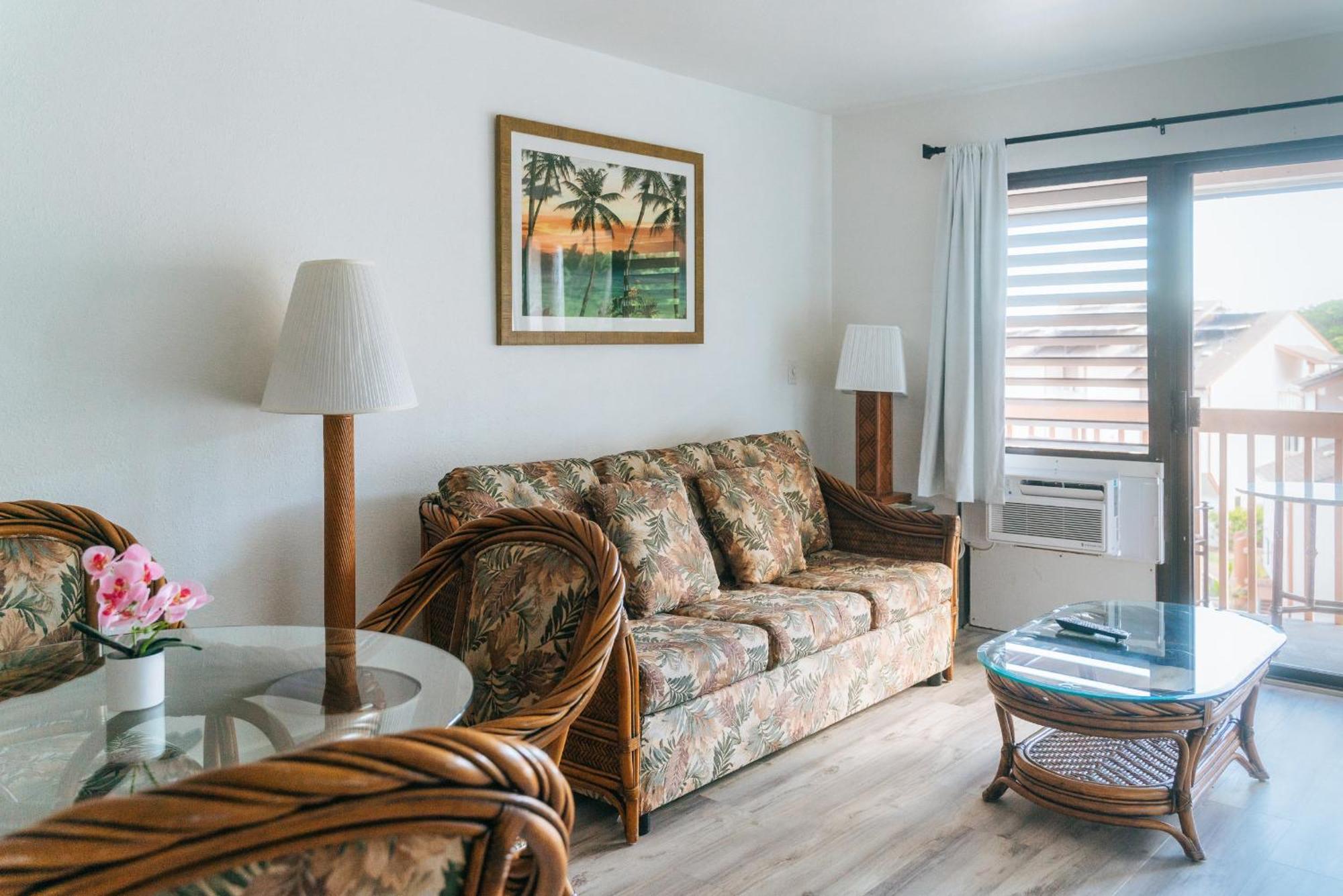 Banyan Harbor Resort Lihue Exterior photo